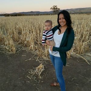 Meet your Posher, Alayna